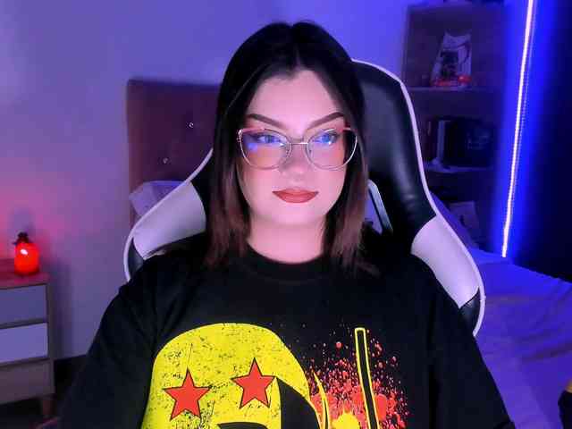 OphelianaRose webcam