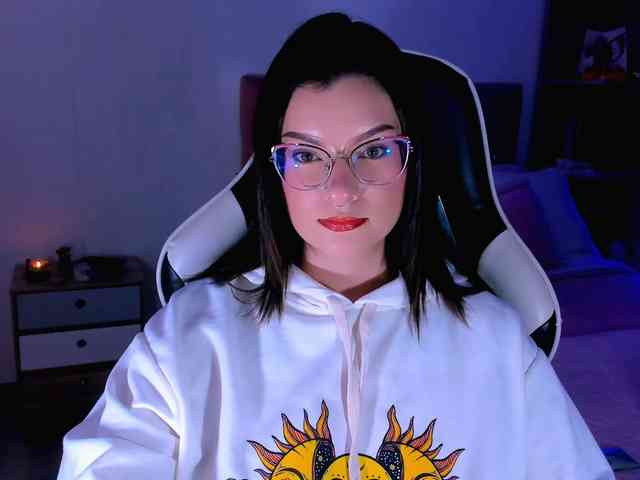 OphelianaRose webcam