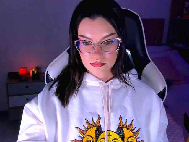OphelianaRose webcam