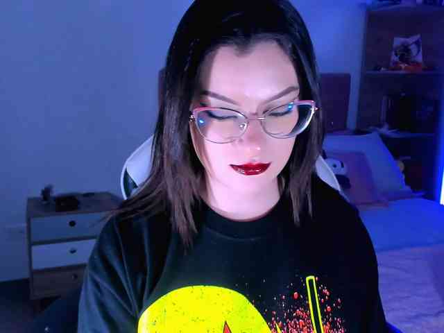 OphelianaRose webcam