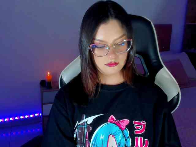 OphelianaRose Live Webcam on BongaCams