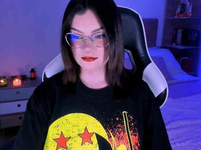 OphelianaRose webcam