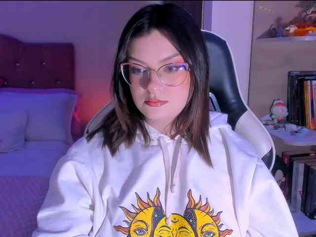 OphelianaRose webcam