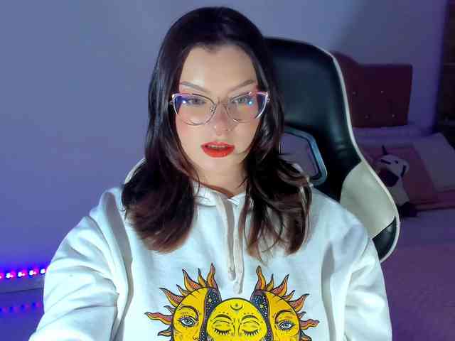 OphelianaRose webcam