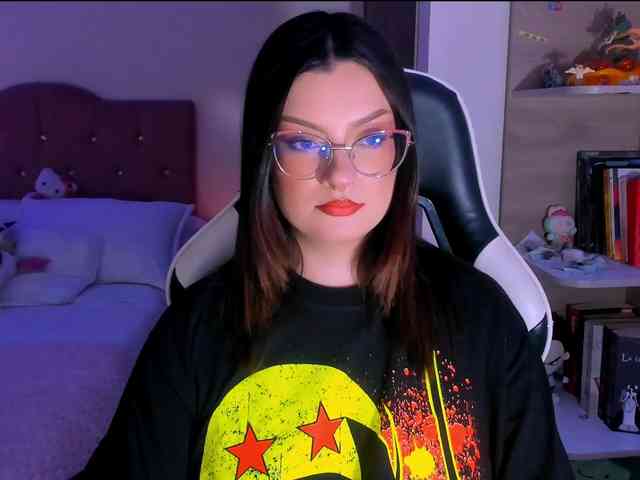 OphelianaRose webcam