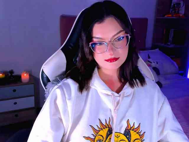 OphelianaRose webcam