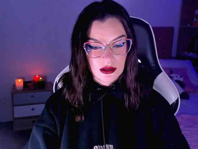 OphelianaRose webcam