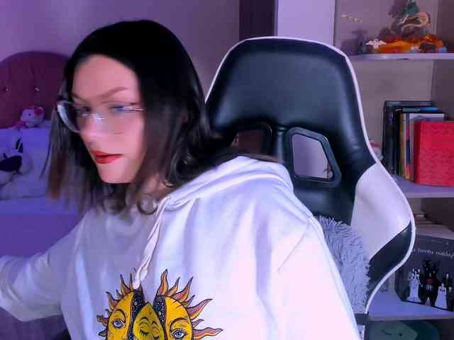 OphelianaRose webcam