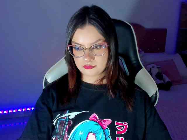 OphelianaRose webcam