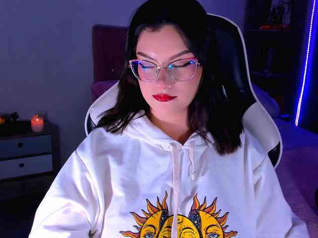 OphelianaRose webcam