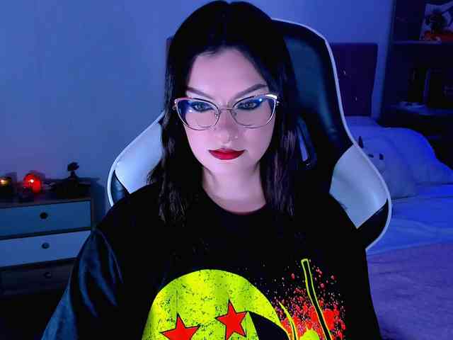 OphelianaRose webcam