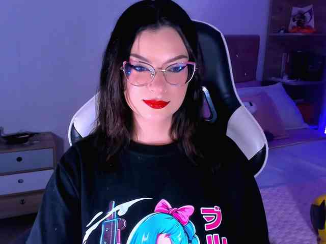 OphelianaRose webcam