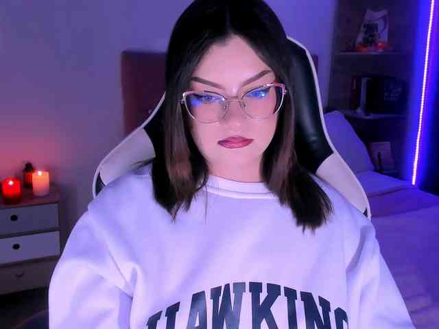 OphelianaRose webcam