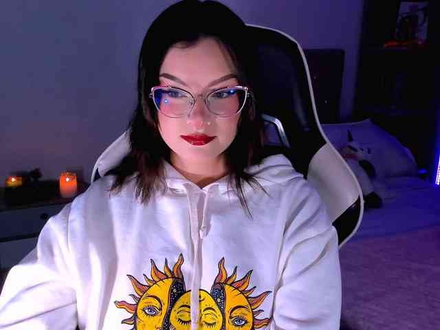 OphelianaRose webcam