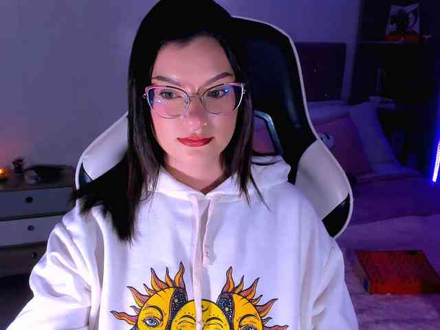 OphelianaRose webcam