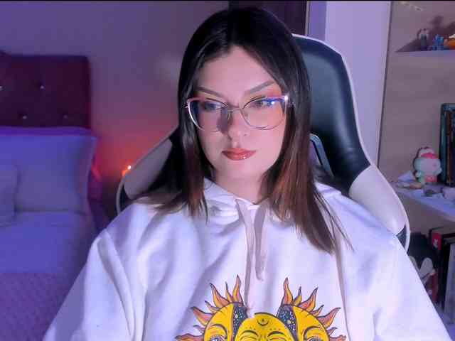 OphelianaRose webcam