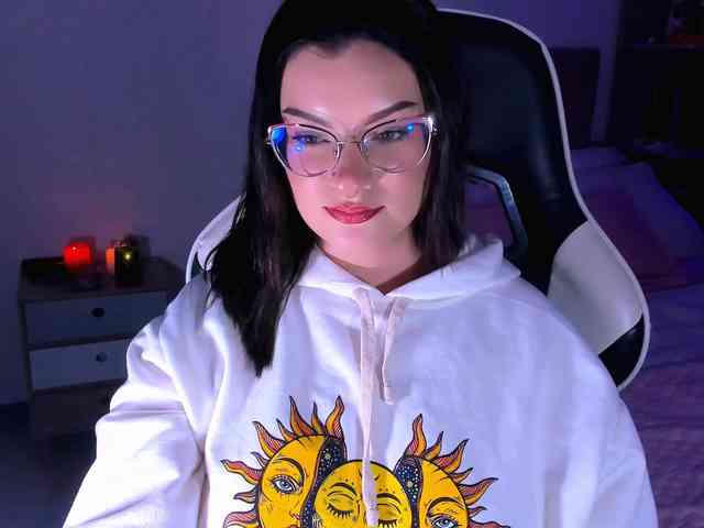 OphelianaRose webcam