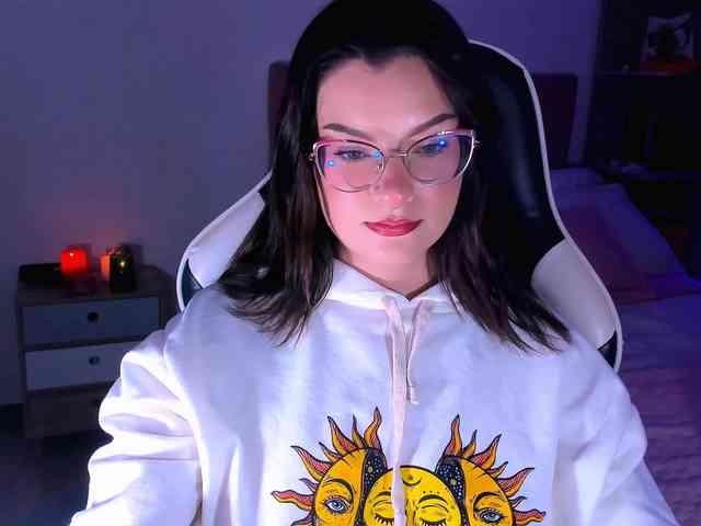 OphelianaRose webcam