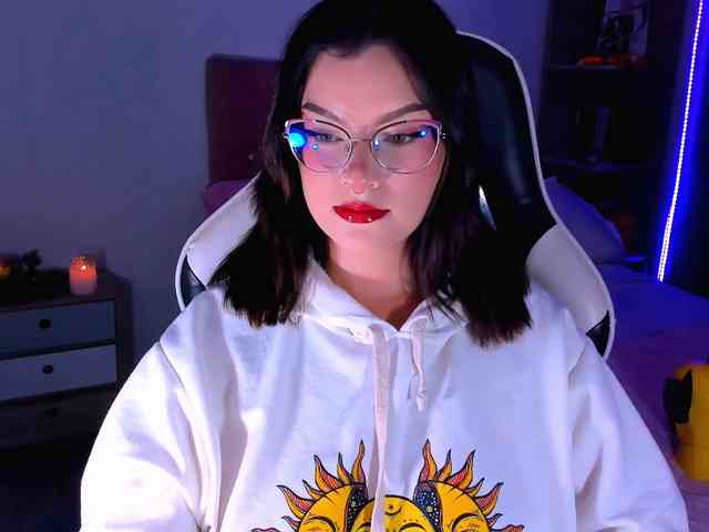 OphelianaRose webcam