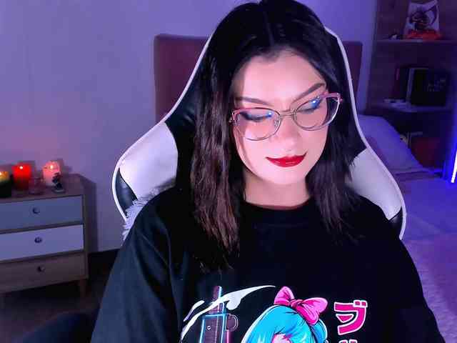 OphelianaRose webcam
