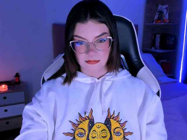 OphelianaRose webcam