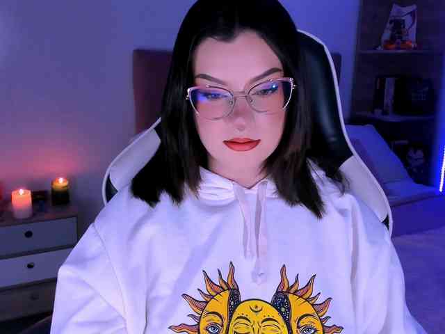 OphelianaRose webcam