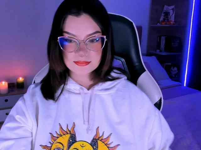 OphelianaRose webcam
