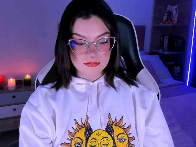 OphelianaRose webcam