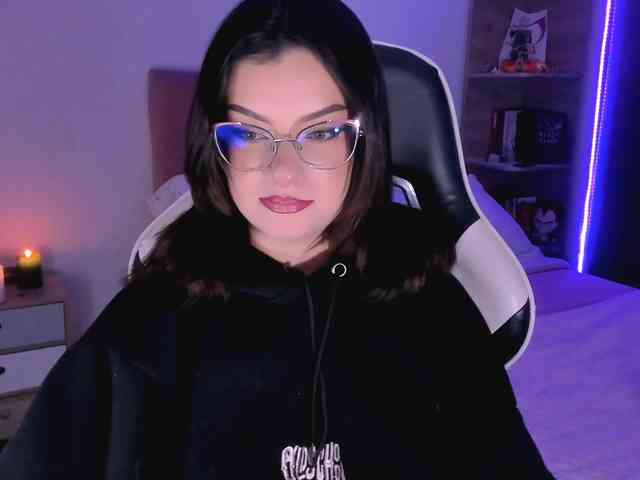 OphelianaRose webcam