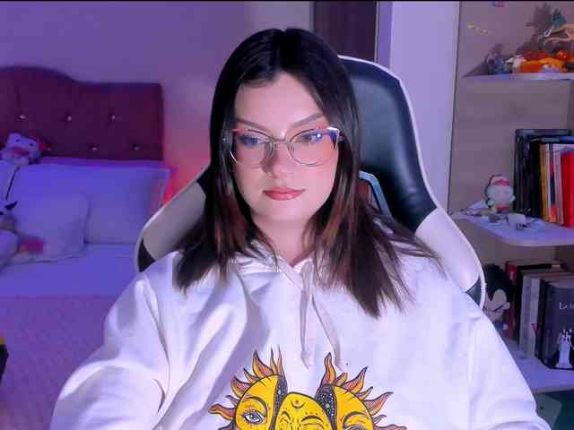 OphelianaRose webcam