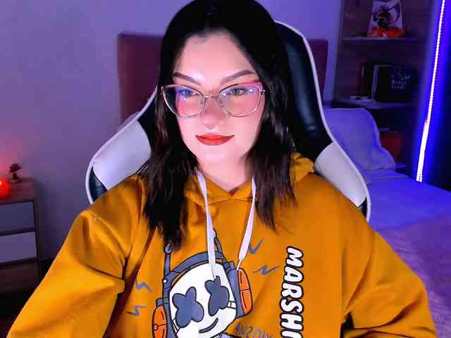 OphelianaRose webcam