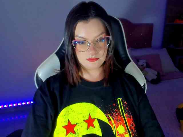 OphelianaRose webcam