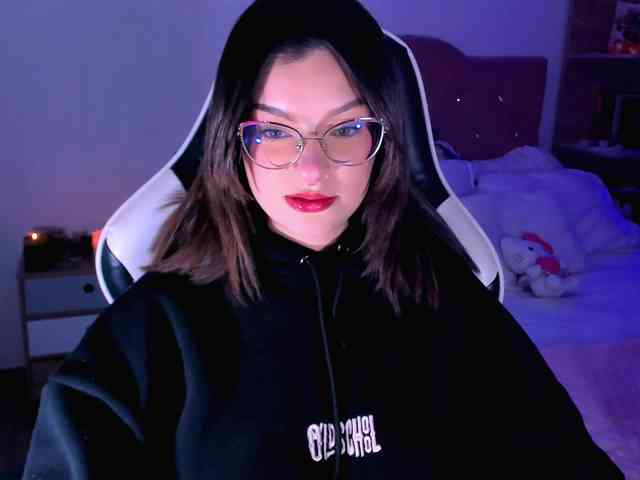 OphelianaRose webcam