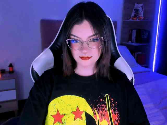 OphelianaRose webcam