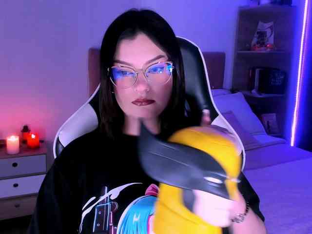 OphelianaRose webcam