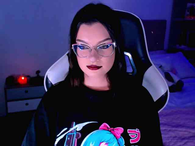 OphelianaRose webcam