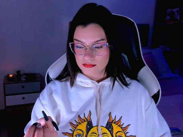 OphelianaRose webcam