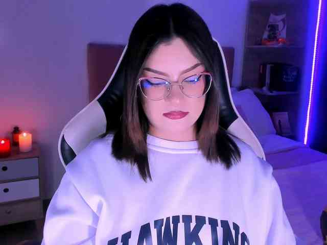 OphelianaRose webcam