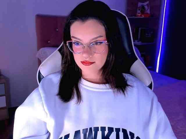 OphelianaRose webcam