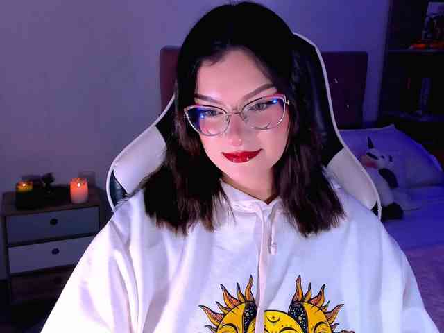 OphelianaRose webcam