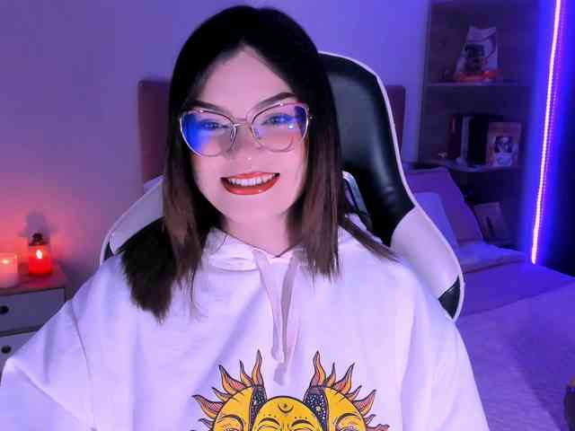 OphelianaRose webcam