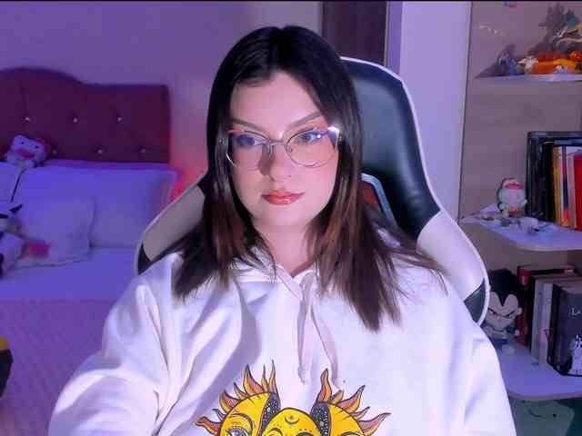 OphelianaRose webcam