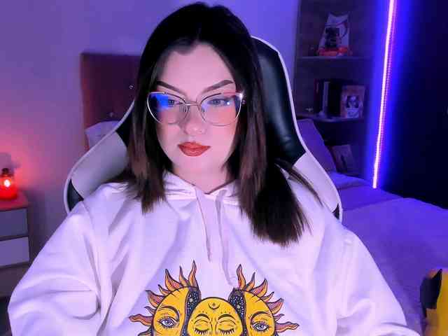 OphelianaRose webcam