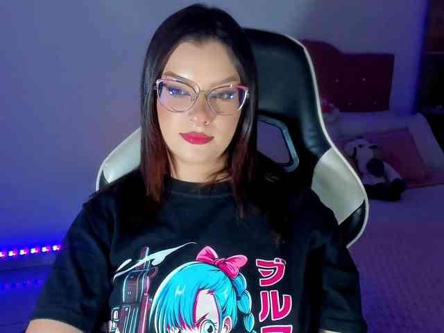 OphelianaRose Live Webcam on BongaCams