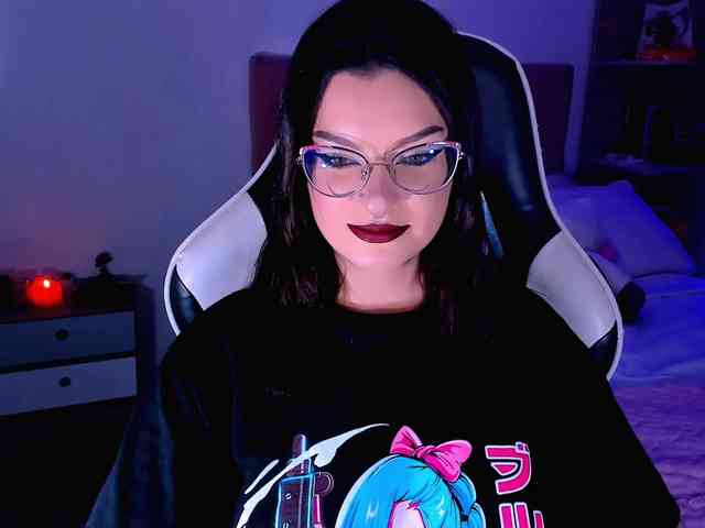 OphelianaRose webcam