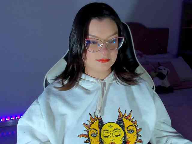 OphelianaRose webcam