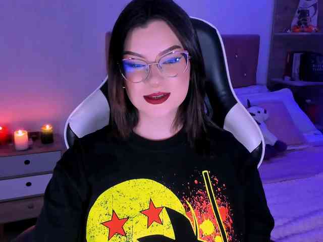 OphelianaRose webcam