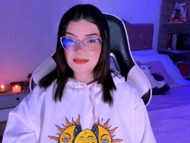 OphelianaRose webcam