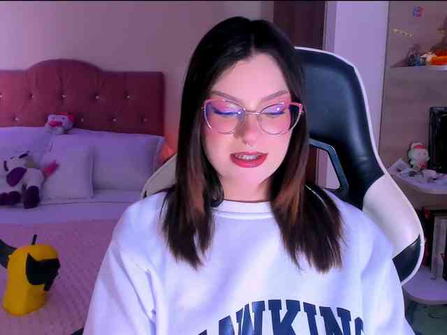 OphelianaRose webcam