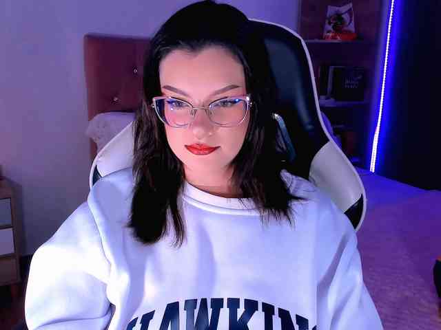 OphelianaRose webcam